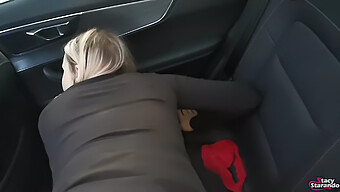 Pov De Una Adolescente De Trabajar Como Escort Amateur En Un Coche