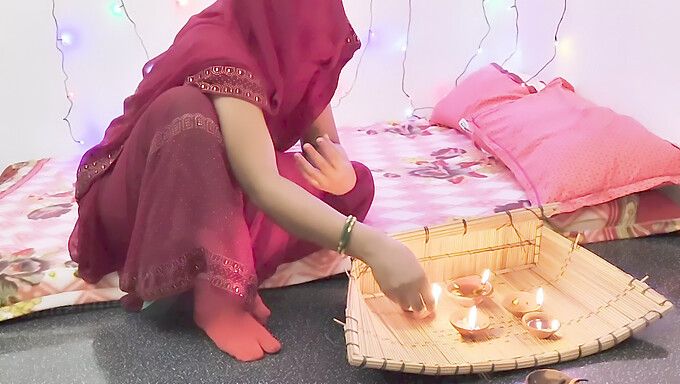 Tình Dục Tàn Bạo Với Bhabhi Ấn Độ 18 Tuổi Vào Ngày Diwali