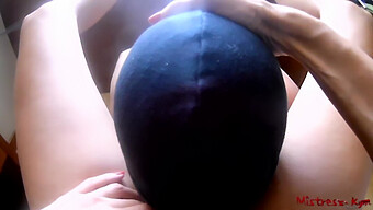 تجربه Pov از همسری که از Femdom Mistress Kym کونیلینگوس دریافت می کند