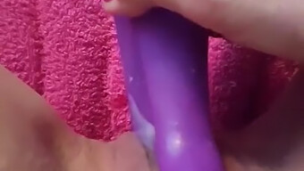 Garota Europeia Se Entrega Ao Prazer Com Vibrador