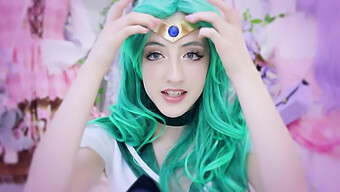 Beckii Cruels Fristende Sailor Neptune Cosplay - En Pirrende Opplevelse