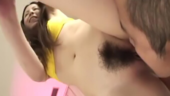 Hairy Japanese Beauty Enjoys Vaginal Penetration And Oral Sex In Passionate Scene