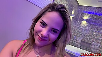 Impresionante Chica De 18 Años En Su Actuación Debut Con Habilidades Orales Y Anales