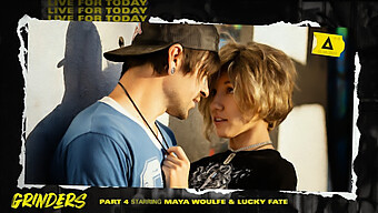 Maya Woulfe และ Lucky Fate ในการมีเพศสัมพันธ์ทางปากที่รุนแรงกลางแจ้ง